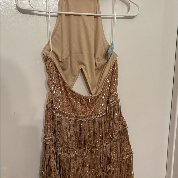 BellanBlue Shimmering Gold Sequin Roarin 20s Dress - Picture 3 of 4
